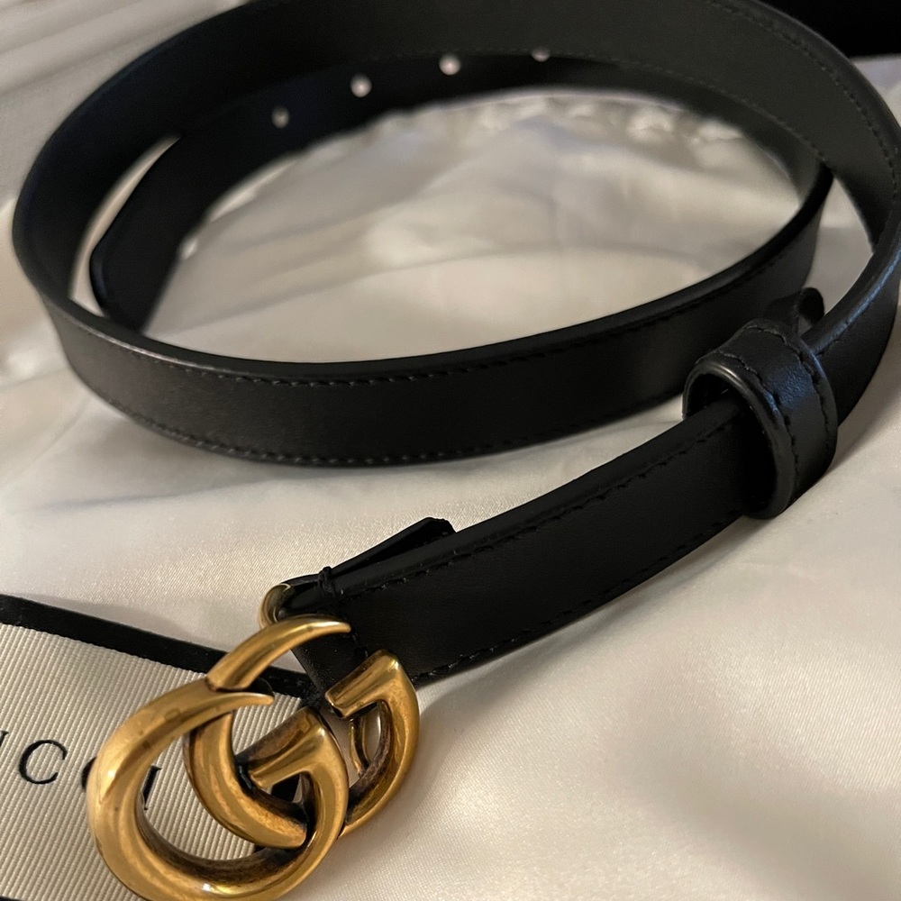 Women’s Slim Black Double G Leather Belt